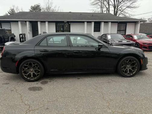 2019 Chrysler 300 S