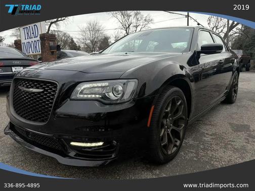 2019 Chrysler 300 S