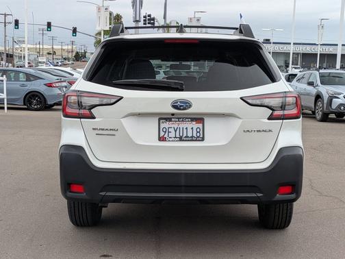2023 Subaru Outback Premium