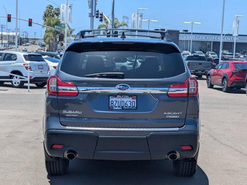 2022 Subaru Ascent Touring