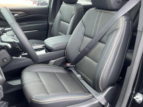 2025 Chevrolet Traverse High Country