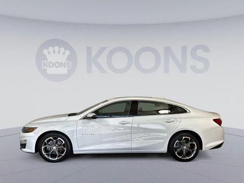 2022 Chevrolet Malibu FWD LT