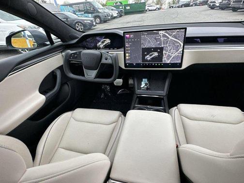 2022 Tesla Model S Plaid