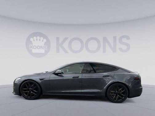 2022 Tesla Model S Plaid