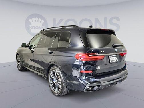 2021 BMW X7 M50i