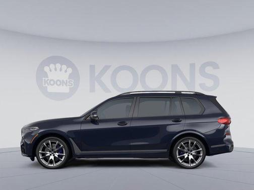 2021 BMW X7 M50i