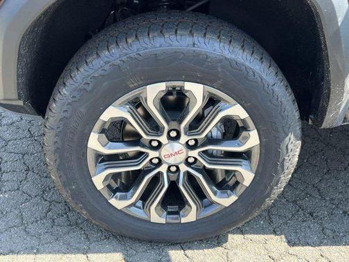 2025 GMC Canyon Denali