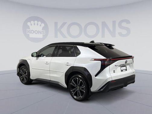 2023 Toyota bZ4X Limited