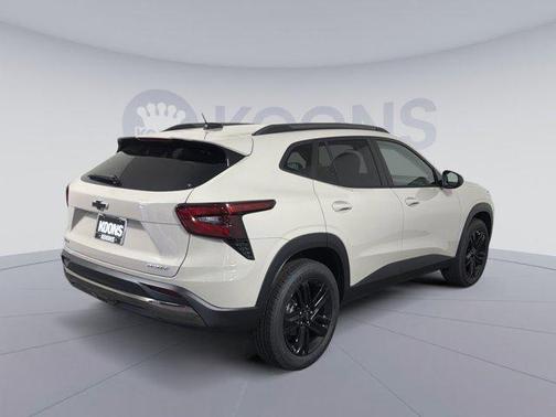 White Sands 2026 Chevrolet Trax FWD ACTIV