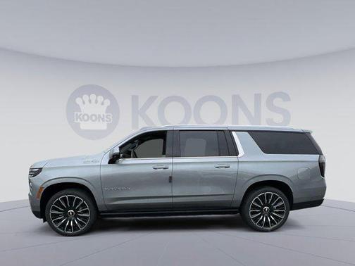 2025 Chevrolet Suburban 4WD High Country