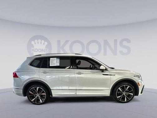 2022 Volkswagen Tiguan 2.0T SEL R-Line 4MOTION