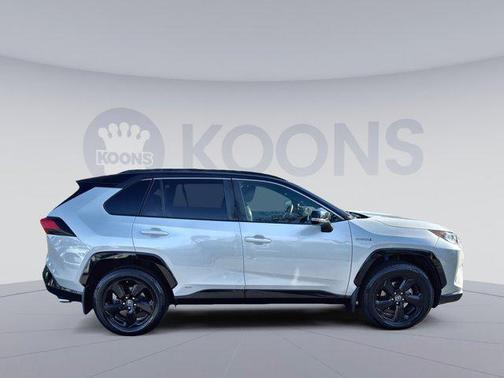 2019 Toyota RAV4 Hybrid SE
