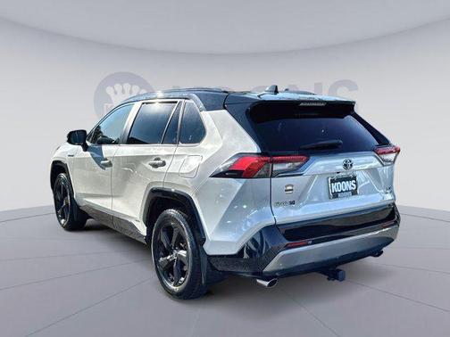 2019 Toyota RAV4 Hybrid SE