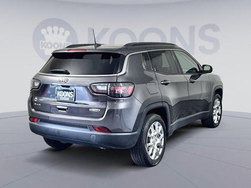 2022 Jeep Compass Latitude Lux