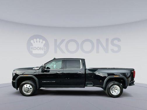 2025 GMC Sierra 3500 Denali