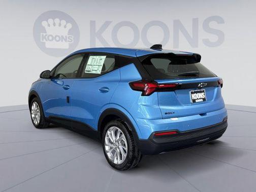 Marina Blue Metallic 2027 Chevrolet Bolt LT FWD