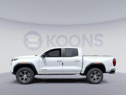 2025 GMC Canyon Base