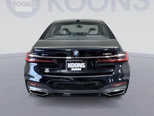 2022 BMW 750 i xDrive