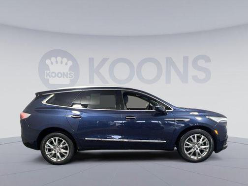 2023 Buick Enclave Essence AWD