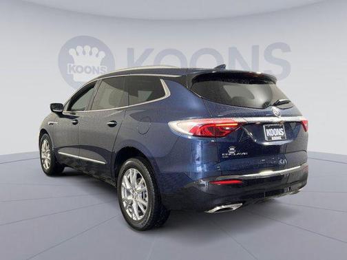 2023 Buick Enclave Essence AWD