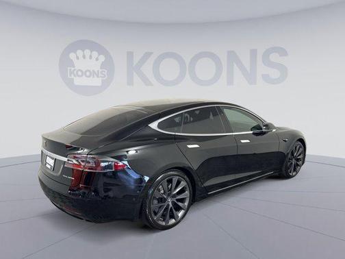 2020 Tesla Model S Long Range Plus