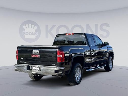 Onyx Black 2017 GMC Sierra 1500 SLE