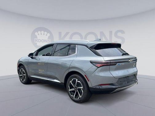 2025 Chevrolet Equinox EV LT