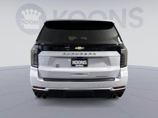 Polar White Tricoat 2026 Chevrolet Suburban Premier