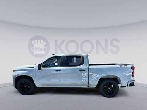 2022 Chevrolet Silverado 1500 Custom