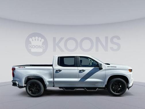 2022 Chevrolet Silverado 1500 Custom