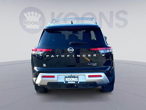 2023 Nissan Pathfinder Platinum 4WD
