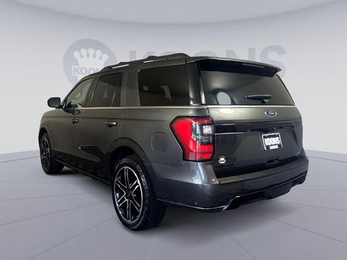 Magnetic Metallic 2020 Ford Expedition Limited