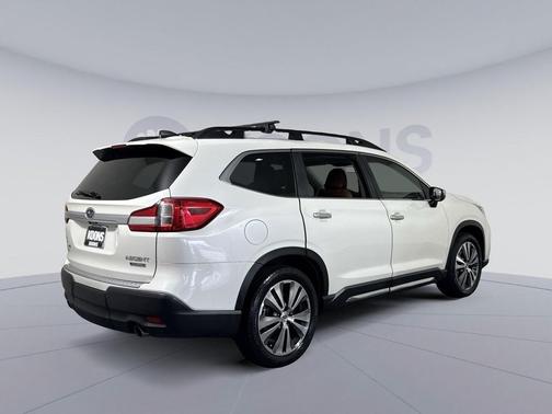 Crystal White Pearl 2020 Subaru Ascent Touring 7-Passenger