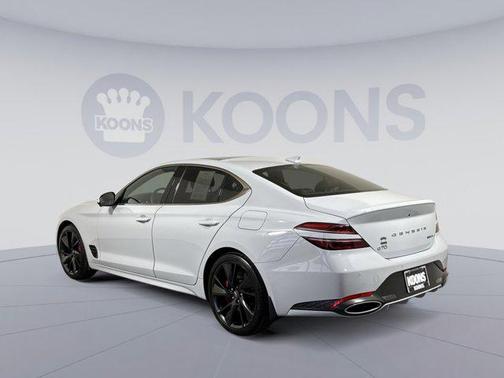 2022 Genesis G70 3.3T AWD