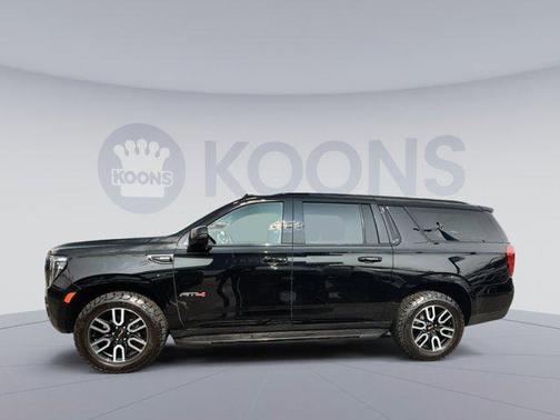 2022 GMC Yukon XL 4WD AT4