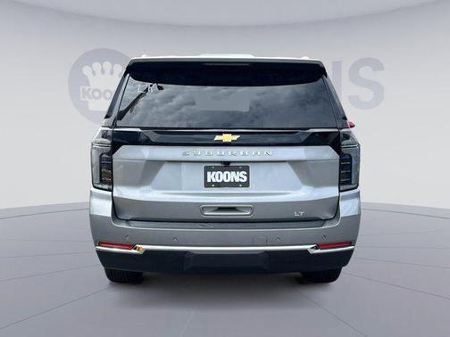 2025 Chevrolet Suburban LT