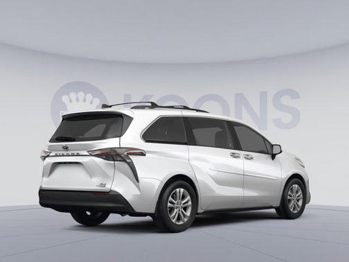 2023 Toyota Sienna XLE 7 Passenger