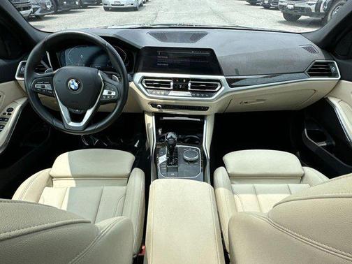 2021 BMW 330 xDrive