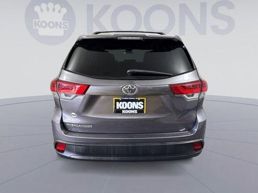 2019 Toyota Highlander LE I4