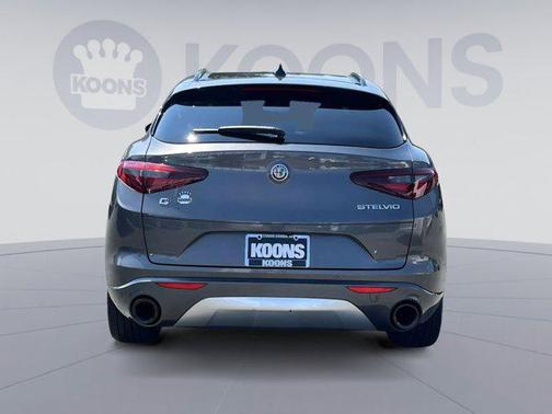2022 Alfa Romeo Stelvio Ti