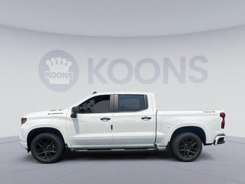 2025 Chevrolet Silverado 1500 Custom