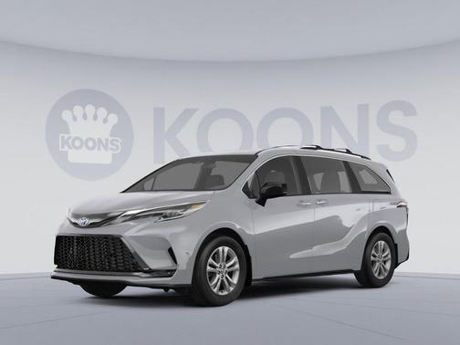 Celestial Silver Metallic 2023 Toyota Sienna XSE 7 Passenger