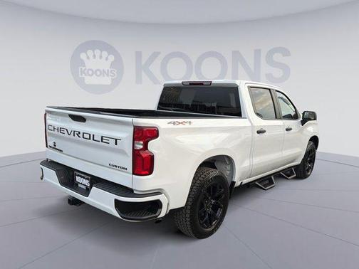 2022 Chevrolet Silverado 1500 Custom