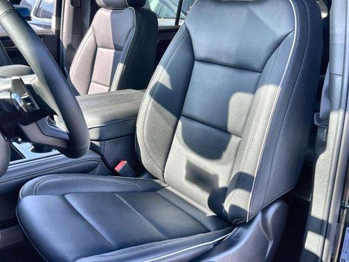 2025 GMC Yukon 4WD Elevation