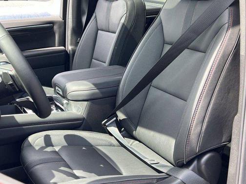 2025 Chevrolet Tahoe 4WD RST