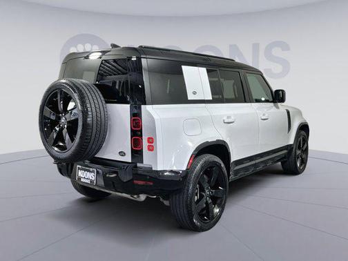 2022 Land Rover Defender 110 X-Dynamic HSE