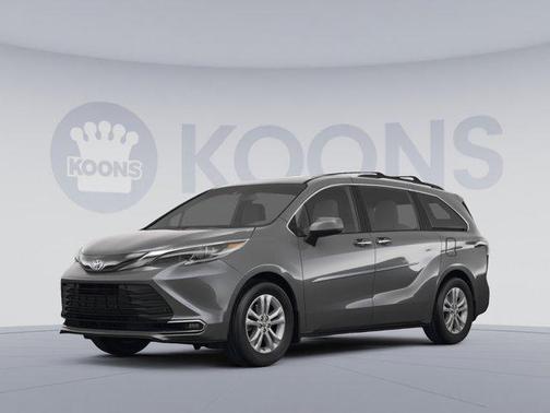 2023 Toyota Sienna XLE 7 Passenger