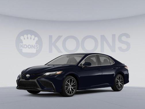 Wind Chill Pearl/Midnight Black Metallic 2021 Toyota Camry XSE