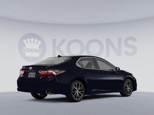 Wind Chill Pearl/Midnight Black Metallic 2021 Toyota Camry XSE