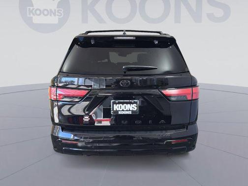 2024 Toyota Sequoia Platinum